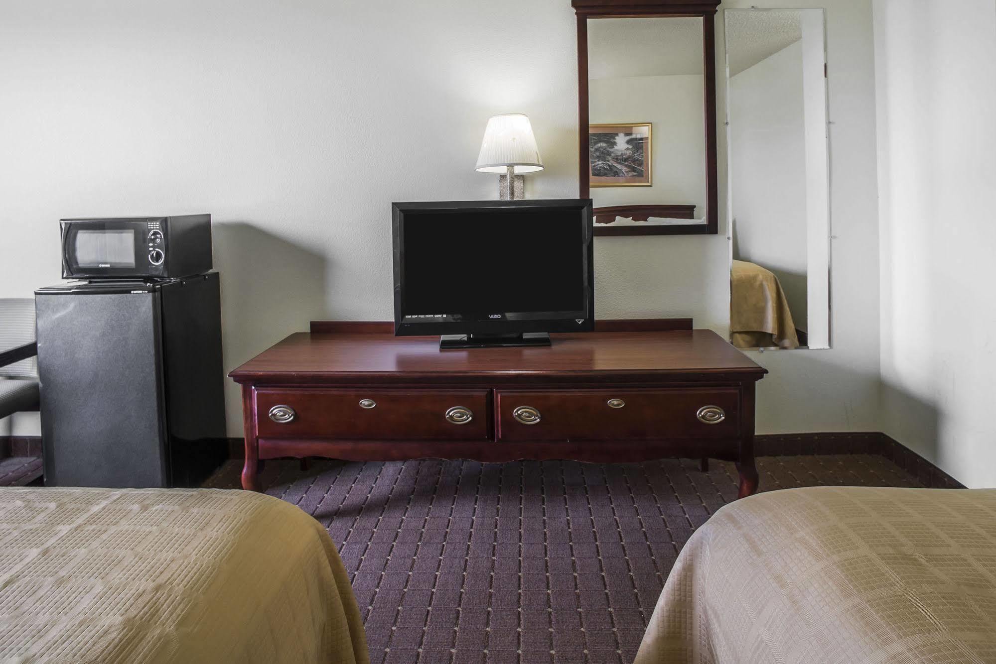Quality Inn Harrisburg Zewnętrze zdjęcie